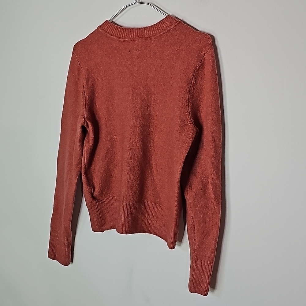 H&M small salmon pink sweater - Picture 4 of 8
